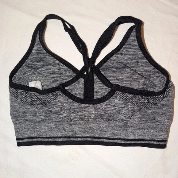 Assorted Bras Bundle Victoria Secret Pink Puma Sports Bra Blue Leopard 36B 36A - Picture 11 of 15